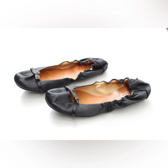 Pedro Garcia flats - Picture 2 of 9